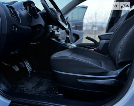 Серый Киа Sportage, объемом двигателя 1.7 л и пробегом 143 тыс. км за 12750 $, фото 33 на Automoto.ua