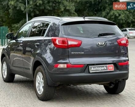 Серый Киа Sportage, объемом двигателя 1.7 л и пробегом 244 тыс. км за 11490 $, фото 6 на Automoto.ua