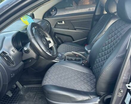 Серый Киа Sportage, объемом двигателя 1.7 л и пробегом 197 тыс. км за 11300 $, фото 10 на Automoto.ua