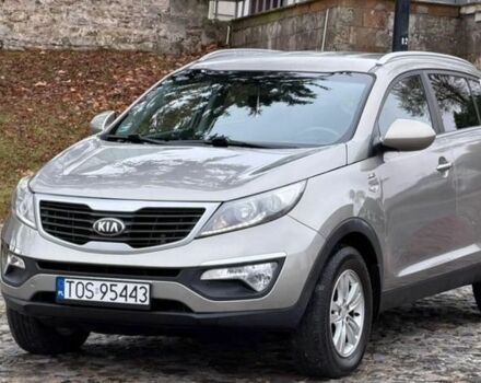 Серый Киа Sportage, объемом двигателя 2 л и пробегом 220 тыс. км за 8000 $, фото 5 на Automoto.ua
