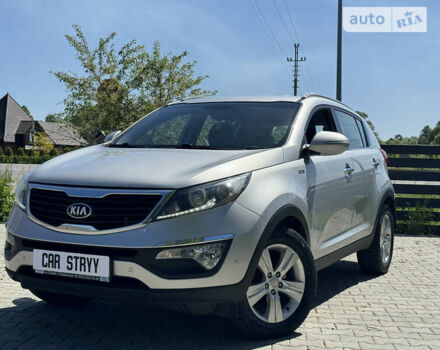 Сірий Кіа Sportage, об'ємом двигуна 2 л та пробігом 177 тис. км за 14900 $, фото 16 на Automoto.ua