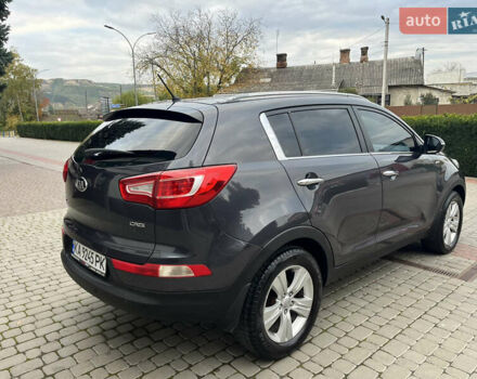 Киа Sportage 2013 в Могилев-Подольском на Automoto.ua Серый Киа Sportage, объемом двигателя 2 л и пробегом 229 тыс. км за 11900 $, фото 12 на Automoto.ua