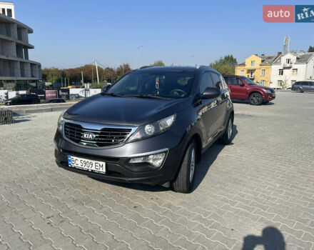 Кіа Sportage 2013 у Львові на Automoto.ua Сірий Кіа Sportage, об'ємом двигуна 1.7 л та пробігом 250 тис. км за 12700 $, фото 3 на Automoto.ua