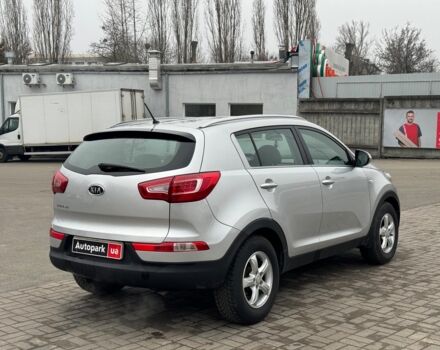 Серый Киа Sportage, объемом двигателя 2 л и пробегом 144 тыс. км за 11990 $, фото 4 на Automoto.ua