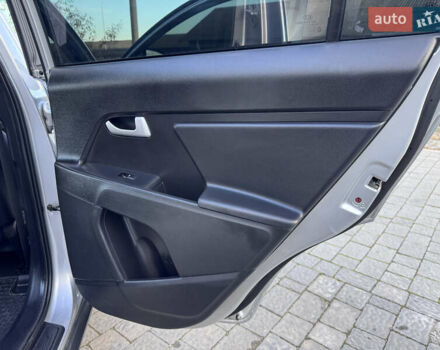 Серый Киа Sportage, объемом двигателя 1.69 л и пробегом 153 тыс. км за 12350 $, фото 27 на Automoto.ua