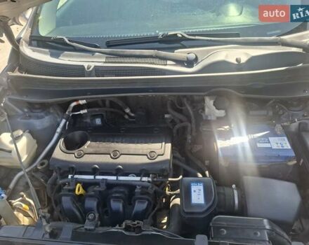 Сірий Кіа Sportage, об'ємом двигуна 2.36 л та пробігом 212 тис. км за 11900 $, фото 19 на Automoto.ua
