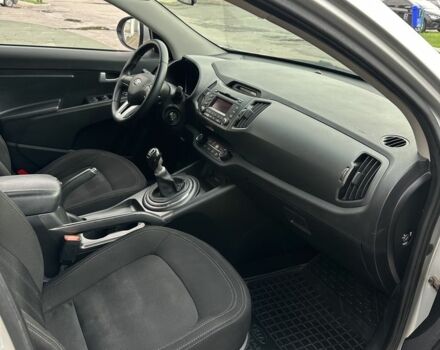 Серый Киа Sportage, объемом двигателя 1.7 л и пробегом 220 тыс. км за 10300 $, фото 5 на Automoto.ua