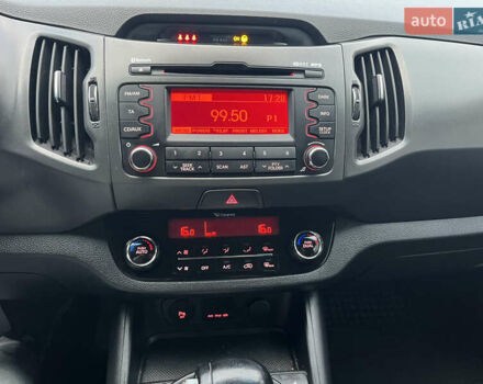 Киа Sportage 2013 в Могилев-Подольском на Automoto.ua Серый Киа Sportage, объемом двигателя 2 л и пробегом 229 тыс. км за 11900 $, фото 59 на Automoto.ua