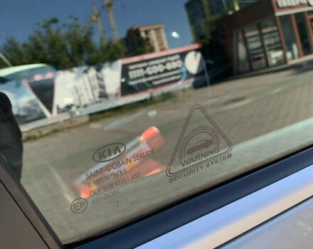 Серый Киа Sportage, объемом двигателя 2 л и пробегом 219 тыс. км за 13500 $, фото 17 на Automoto.ua