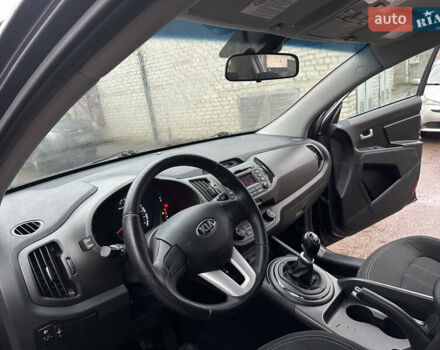 Серый Киа Sportage, объемом двигателя 1.69 л и пробегом 133 тыс. км за 12700 $, фото 16 на Automoto.ua