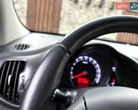 Серый Киа Sportage, объемом двигателя 2 л и пробегом 109 тыс. км за 13900 $, фото 40 на Automoto.ua