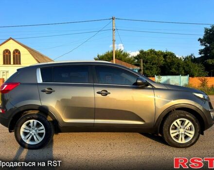 Серый Киа Sportage, объемом двигателя 2 л и пробегом 141 тыс. км за 12850 $, фото 3 на Automoto.ua