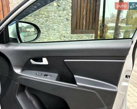 Серый Киа Sportage, объемом двигателя 2 л и пробегом 109 тыс. км за 13900 $, фото 52 на Automoto.ua