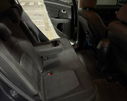 Серый Киа Sportage, объемом двигателя 1.7 л и пробегом 106 тыс. км за 13200 $, фото 9 на Automoto.ua