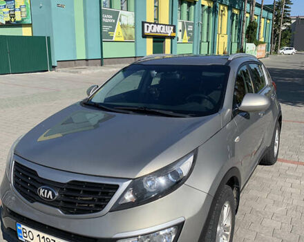 Серый Киа Sportage, объемом двигателя 2 л и пробегом 219 тыс. км за 13500 $, фото 1 на Automoto.ua