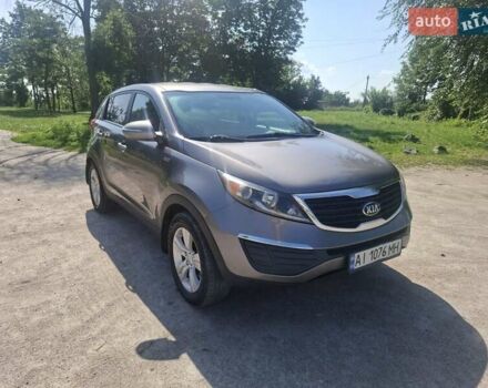 Сірий Кіа Sportage, об'ємом двигуна 2.36 л та пробігом 212 тис. км за 11900 $, фото 8 на Automoto.ua