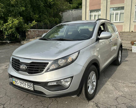 Серый Киа Sportage, объемом двигателя 1.7 л и пробегом 218 тыс. км за 10300 $, фото 1 на Automoto.ua