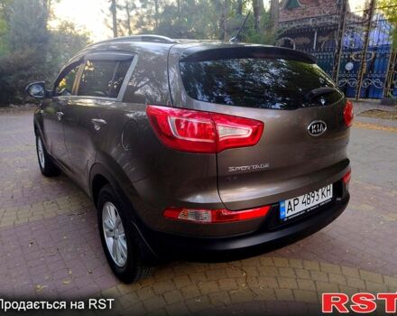 Серый Киа Sportage, объемом двигателя 1.7 л и пробегом 170 тыс. км за 13000 $, фото 3 на Automoto.ua