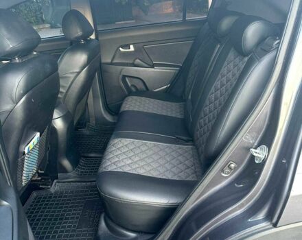 Серый Киа Sportage, объемом двигателя 1.7 л и пробегом 197 тыс. км за 11300 $, фото 9 на Automoto.ua