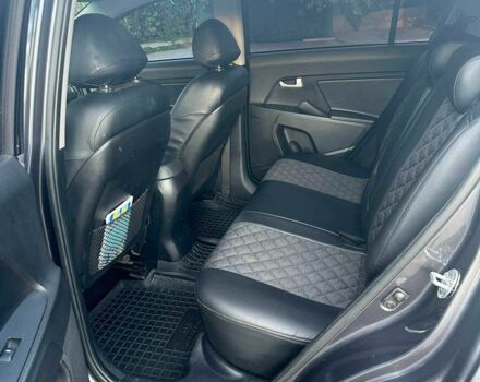 Серый Киа Sportage, объемом двигателя 1.7 л и пробегом 197 тыс. км за 11300 $, фото 8 на Automoto.ua