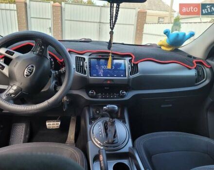 Сірий Кіа Sportage, об'ємом двигуна 2 л та пробігом 138 тис. км за 14200 $, фото 16 на Automoto.ua