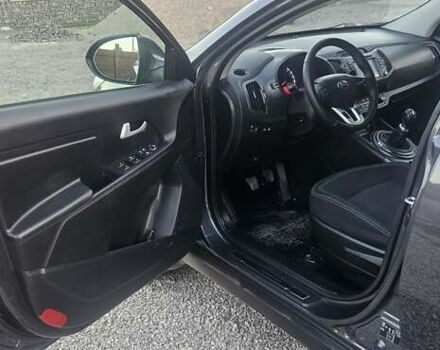 Серый Киа Sportage, объемом двигателя 1.7 л и пробегом 202 тыс. км за 12700 $, фото 19 на Automoto.ua