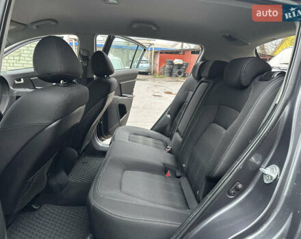 Серый Киа Sportage, объемом двигателя 1.69 л и пробегом 133 тыс. км за 12700 $, фото 18 на Automoto.ua