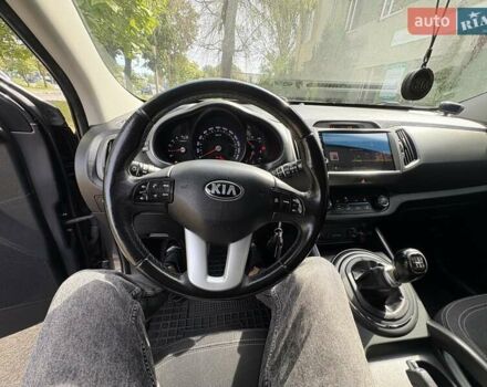 Сірий Кіа Sportage, об'ємом двигуна 1.69 л та пробігом 94 тис. км за 14000 $, фото 22 на Automoto.ua