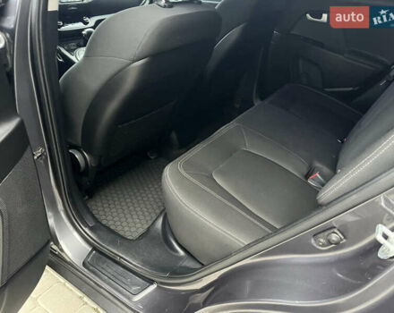 Киа Sportage 2013 в Могилев-Подольском на Automoto.ua Серый Киа Sportage, объемом двигателя 2 л и пробегом 229 тыс. км за 11900 $, фото 44 на Automoto.ua