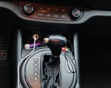 Серый Киа Sportage, объемом двигателя 2 л и пробегом 171 тыс. км за 13500 $, фото 4 на Automoto.ua