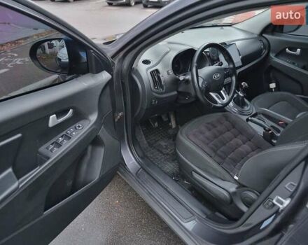 Серый Киа Sportage, объемом двигателя 1.69 л и пробегом 142 тыс. км за 14600 $, фото 9 на Automoto.ua