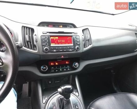 Серый Киа Sportage, объемом двигателя 2 л и пробегом 225 тыс. км за 13000 $, фото 16 на Automoto.ua