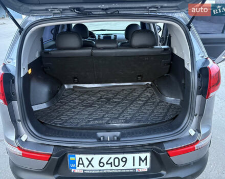 Сірий Кіа Sportage, об'ємом двигуна 2 л та пробігом 163 тис. км за 14950 $, фото 12 на Automoto.ua