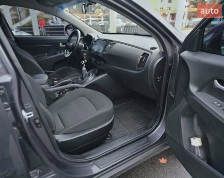 Серый Киа Sportage, объемом двигателя 1.69 л и пробегом 142 тыс. км за 14600 $, фото 7 на Automoto.ua