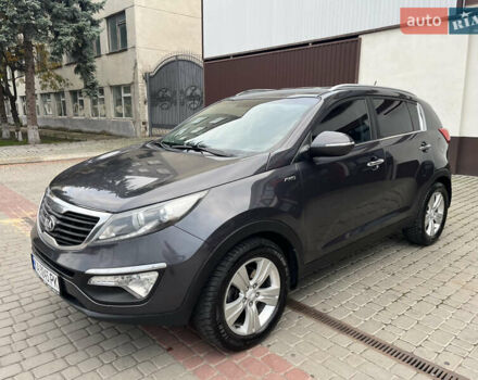 Киа Sportage 2013 в Могилев-Подольском на Automoto.ua Серый Киа Sportage, объемом двигателя 2 л и пробегом 229 тыс. км за 11900 $, фото 28 на Automoto.ua