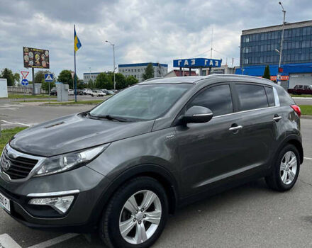 Сірий Кіа Sportage, об'ємом двигуна 2 л та пробігом 230 тис. км за 13200 $, фото 4 на Automoto.ua