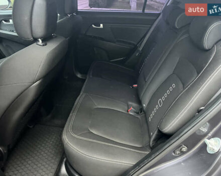 Киа Sportage 2013 в Могилев-Подольском на Automoto.ua Серый Киа Sportage, объемом двигателя 2 л и пробегом 229 тыс. км за 11900 $, фото 45 на Automoto.ua
