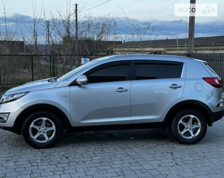 Серый Киа Sportage, объемом двигателя 1.7 л и пробегом 143 тыс. км за 12750 $, фото 9 на Automoto.ua