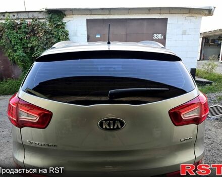 Киа Sportage 2013 в Харькове на Automoto.ua Серый Киа Sportage, объемом двигателя 1.7 л и пробегом 149 тыс. км за 12300 $, фото 3 на Automoto.ua