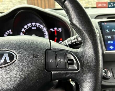 Серый Киа Sportage, объемом двигателя 2 л и пробегом 109 тыс. км за 13900 $, фото 42 на Automoto.ua