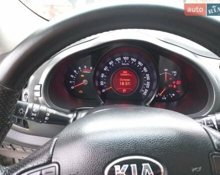 Серый Киа Sportage, объемом двигателя 2 л и пробегом 225 тыс. км за 13000 $, фото 13 на Automoto.ua