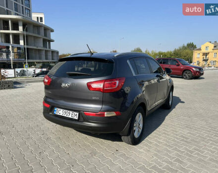 Кіа Sportage 2013 у Львові на Automoto.ua Сірий Кіа Sportage, об'ємом двигуна 1.7 л та пробігом 250 тис. км за 12700 $, фото 15 на Automoto.ua