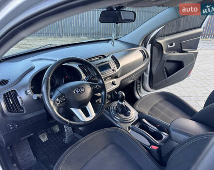 Серый Киа Sportage, объемом двигателя 1.69 л и пробегом 153 тыс. км за 12350 $, фото 22 на Automoto.ua