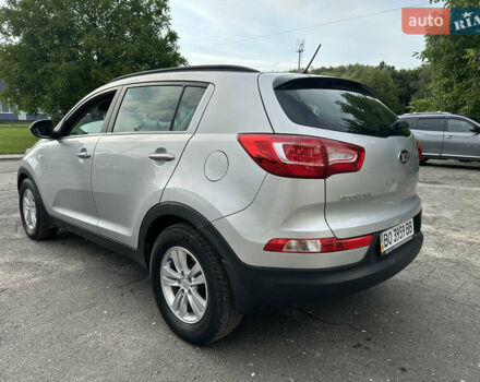 Киа Sportage 2013 в Волочиске на Automoto.ua Серый Киа Sportage, объемом двигателя 1.7 л и пробегом 215 тыс. км за 10800 $, фото 7 на Automoto.ua
