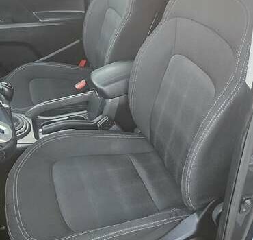 Серый Киа Sportage, объемом двигателя 1.7 л и пробегом 202 тыс. км за 12700 $, фото 17 на Automoto.ua