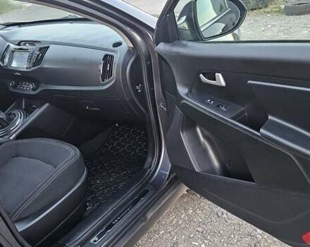 Серый Киа Sportage, объемом двигателя 1.7 л и пробегом 202 тыс. км за 12700 $, фото 27 на Automoto.ua