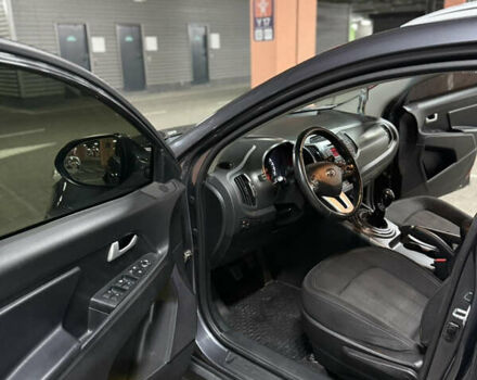 Серый Киа Sportage, объемом двигателя 1.7 л и пробегом 106 тыс. км за 13200 $, фото 13 на Automoto.ua