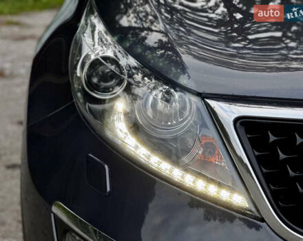 Серый Киа Sportage, объемом двигателя 2 л и пробегом 266 тыс. км за 15600 $, фото 9 на Automoto.ua