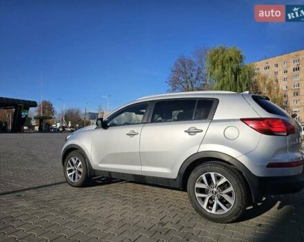 Серый Киа Sportage, объемом двигателя 2.36 л и пробегом 140 тыс. км за 12000 $, фото 2 на Automoto.ua