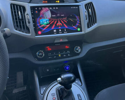 Серый Киа Sportage, объемом двигателя 2 л и пробегом 190 тыс. км за 15500 $, фото 14 на Automoto.ua